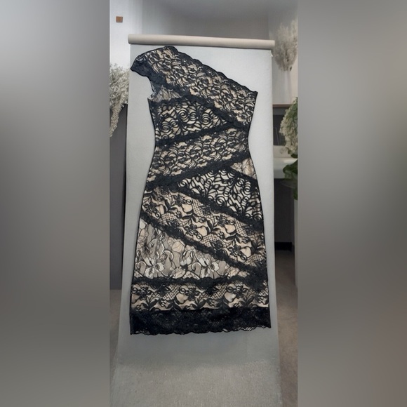 BRAND: Bebe size XS color black - Picture 9 of 12